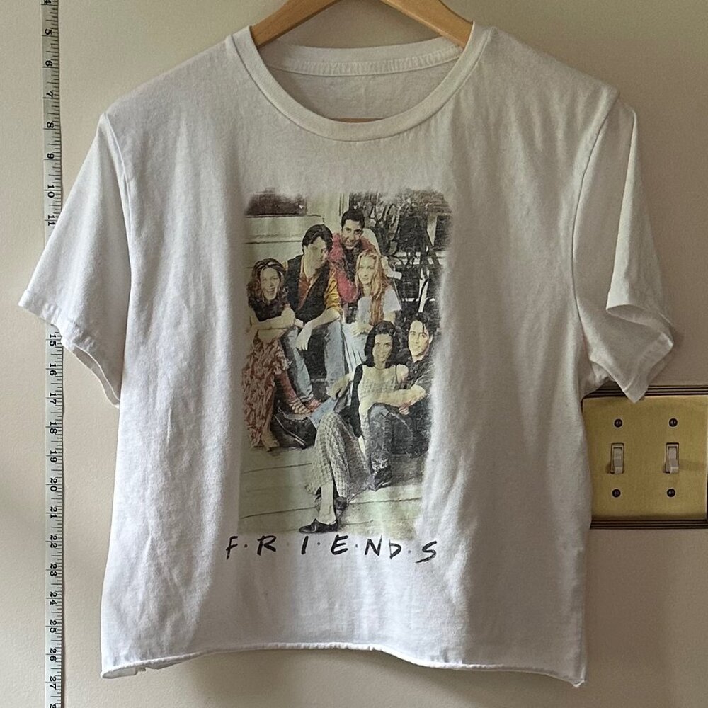 Target FRIENDS crop tank, XL, white